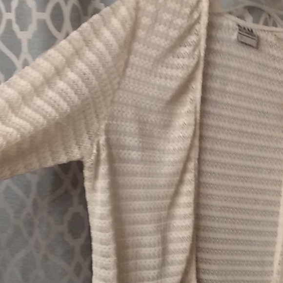 Cover up - Picture 5 of 5